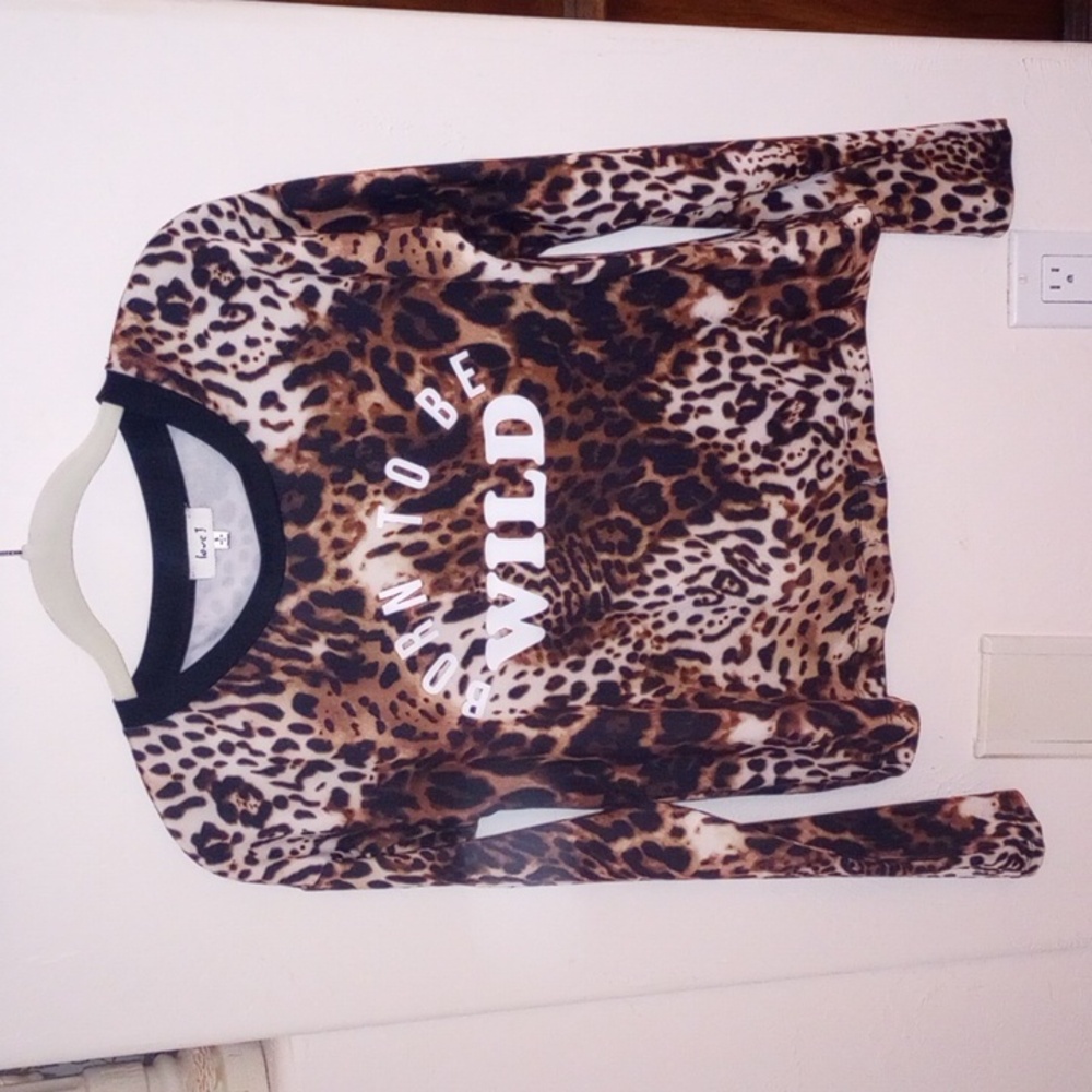 NWOT Love J Top